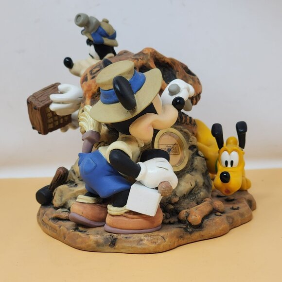 Disney Animal Kingdom Figurine "Diggin In The Boneyard" Clock UNTESTED - Picture 2 of 13